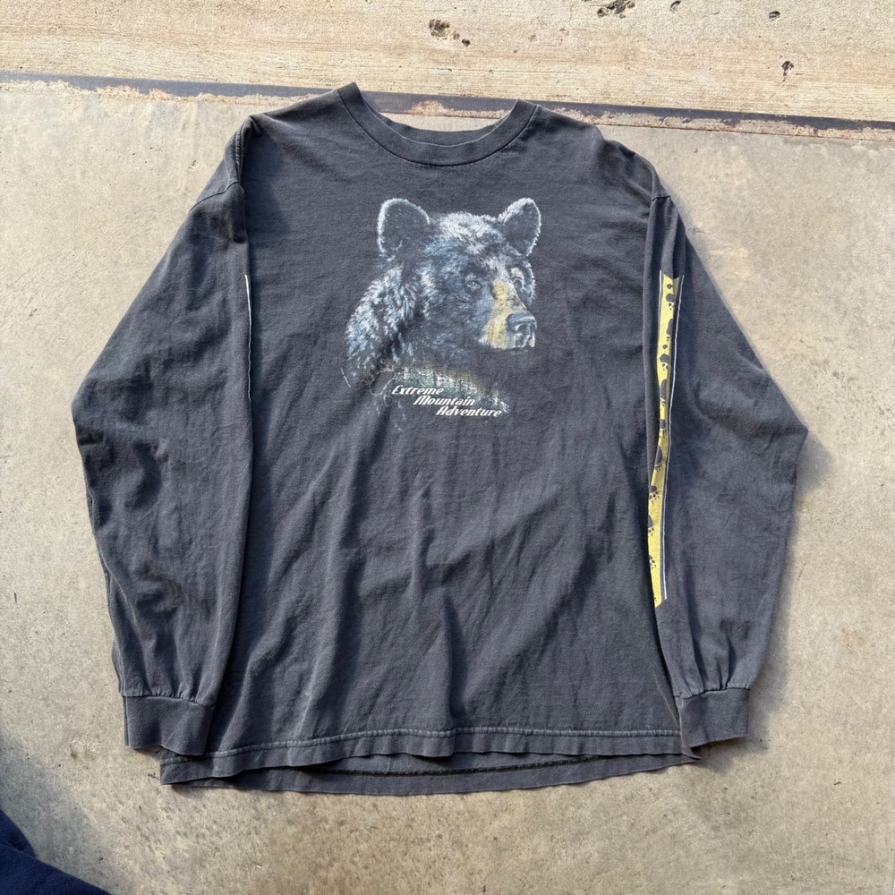 Vintage Extreme Mountain Adventure Bear Graphic Long Sleeve Shirt Faded Black L